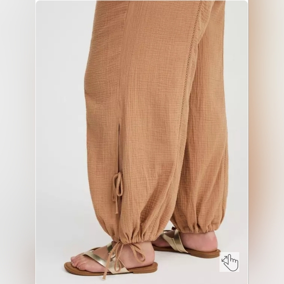 Torrid Pull-On High-Rise Relaxed Jogger - Picture 4 of 6